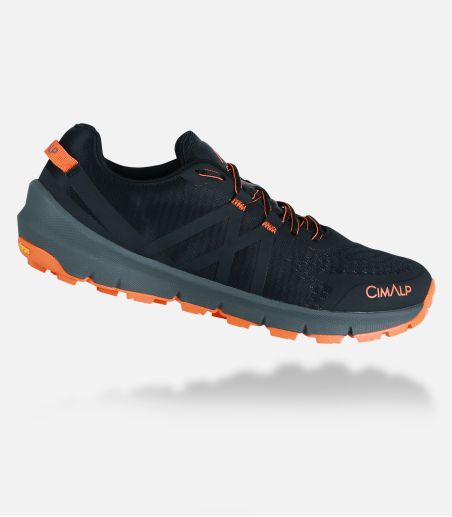 Chaussures de trail haute performance VIBRAM® MegaGrip Chaussures de trail haute performance VIBRAM® MegaGrip