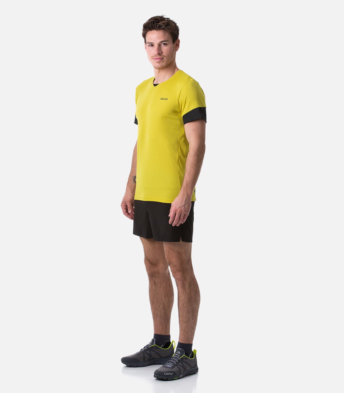 T-shirt technique ultra-léger et compactable