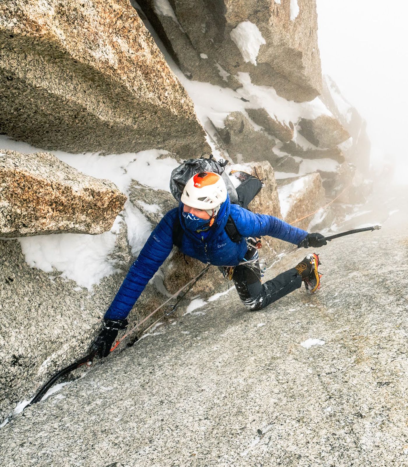 Synthetische Daunenjacke aus CIMALOFT® mit Kapuze