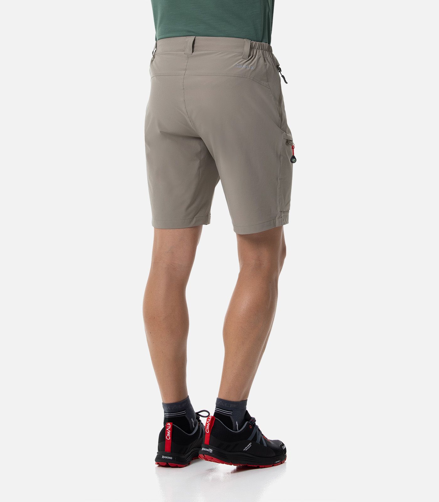 Short mi-long stretch pour la randonnée et le voyage