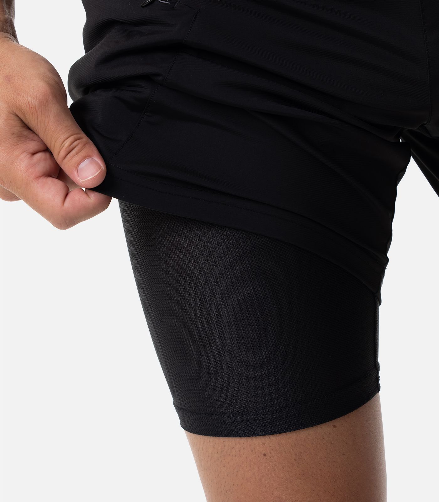 Short de trail avec ceinture multi-poches