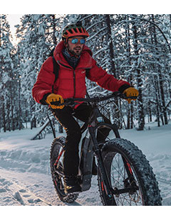 Vêtements et équipement complet pour le VTT